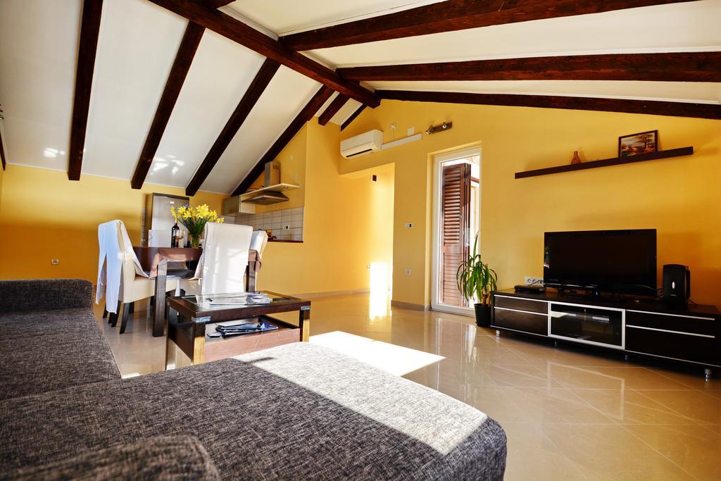 Apartments Sol Soline  Bagian luar foto